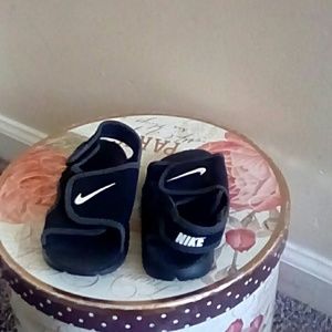 Boy Nike sandal
